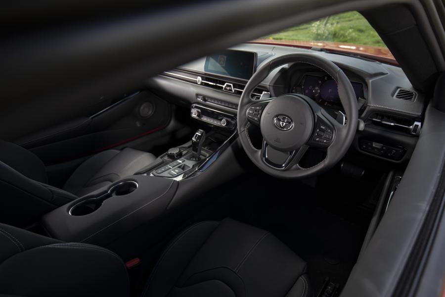 Интерьер Toyota GR Supra (A90) 2019 года  (UK) (фото 75 из 91)